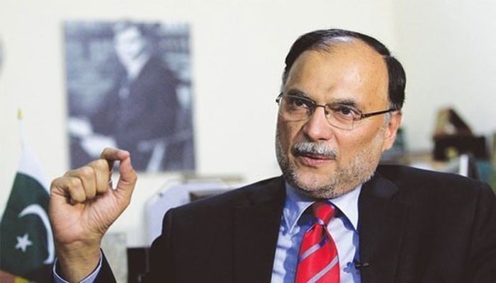 پاکستان کو ٹیکنالوجی کی دنیا میں خود کفیل بنانا وقت کی اہم ترین ضرورت ہے: احسن اقبال