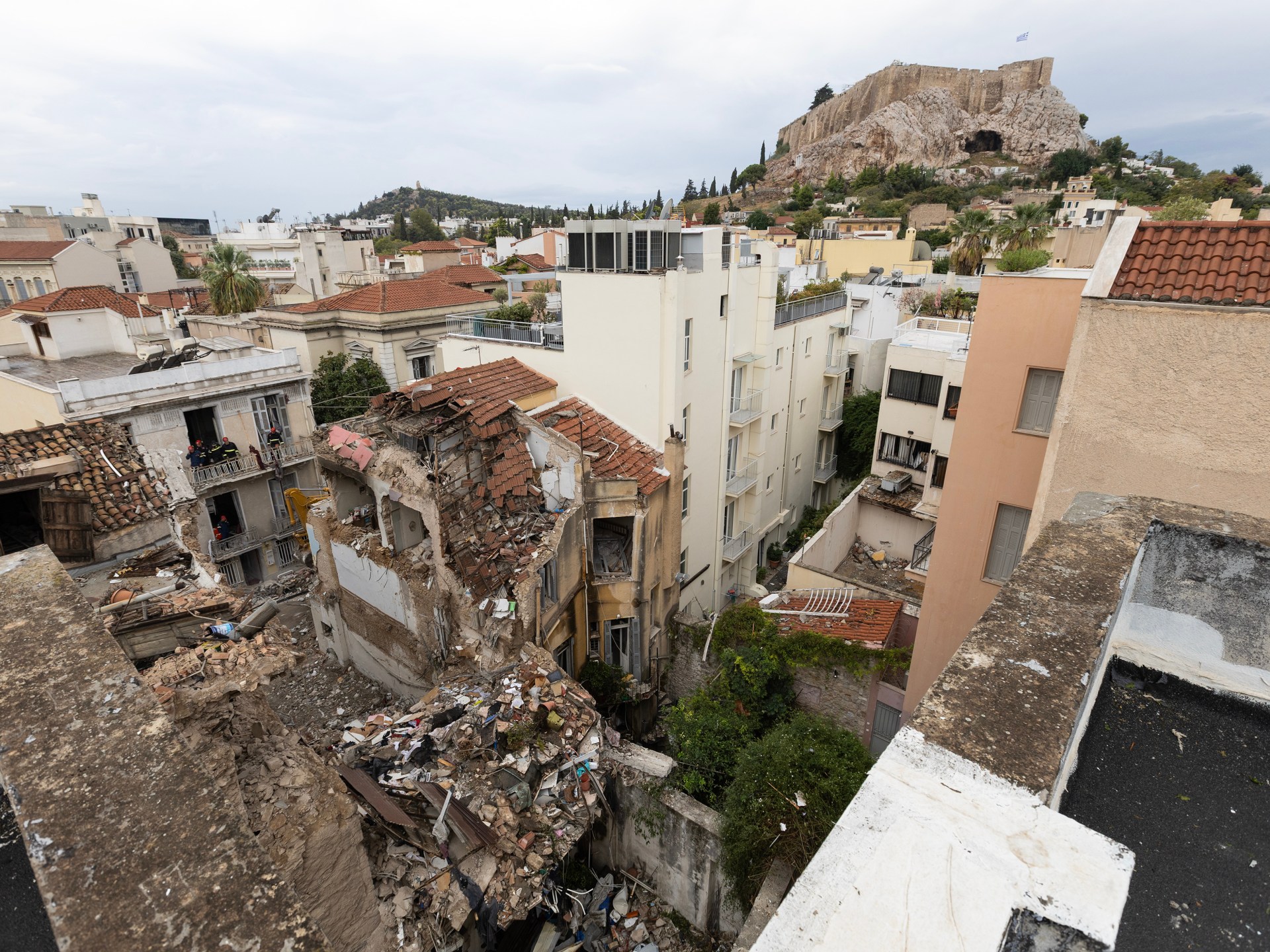 Athens Gas Blast Kills Six, Sparking Tourism and Infrastructure Scrutiny