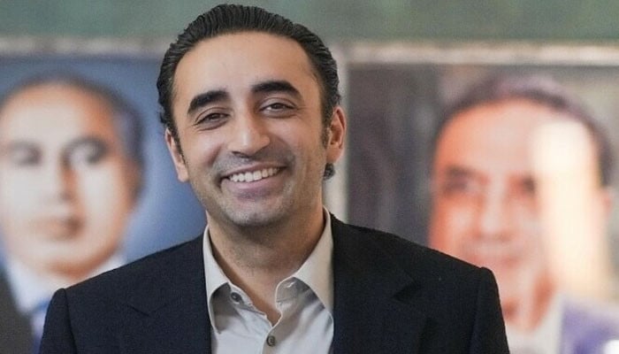 بلاول بھٹو زرداری کی پی ٹی آئی سے لانگ مارچ ختم کرنے کی اپیل اور معاشی چیلنجز