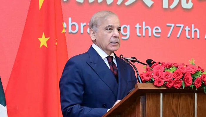 عالمی امن، استحکام اور اقتصادی ترقی میں چین کا کردار انتہائی ناگزیر ہے: وزیراعظم