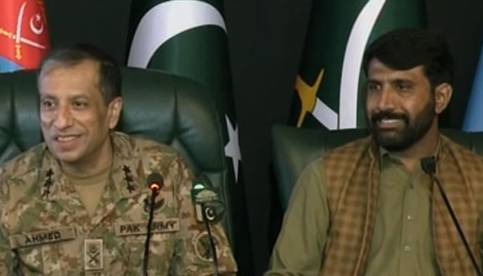 ڈی جی آئی ایس پی آر کی پریس کانفرنس اور سکیورٹی امور پر جامع بریفنگ