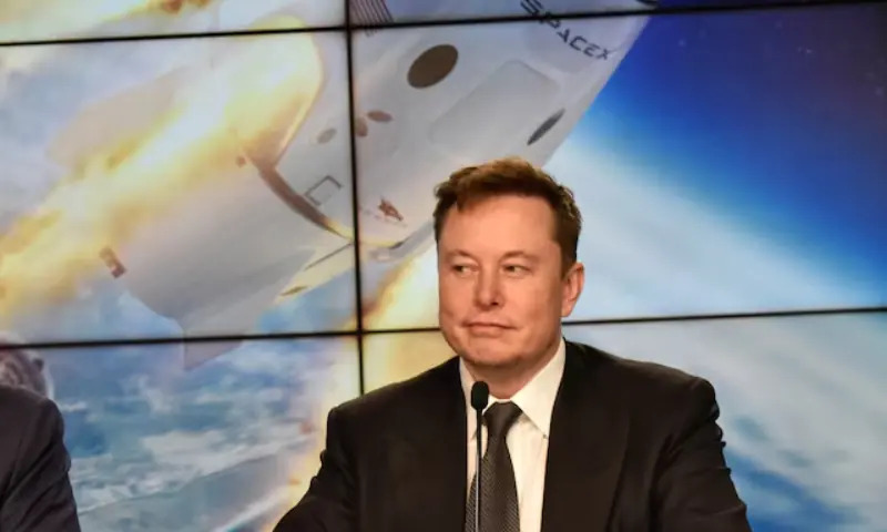 Elon Musk Pledges SpaceX Shares to Millions of American Children