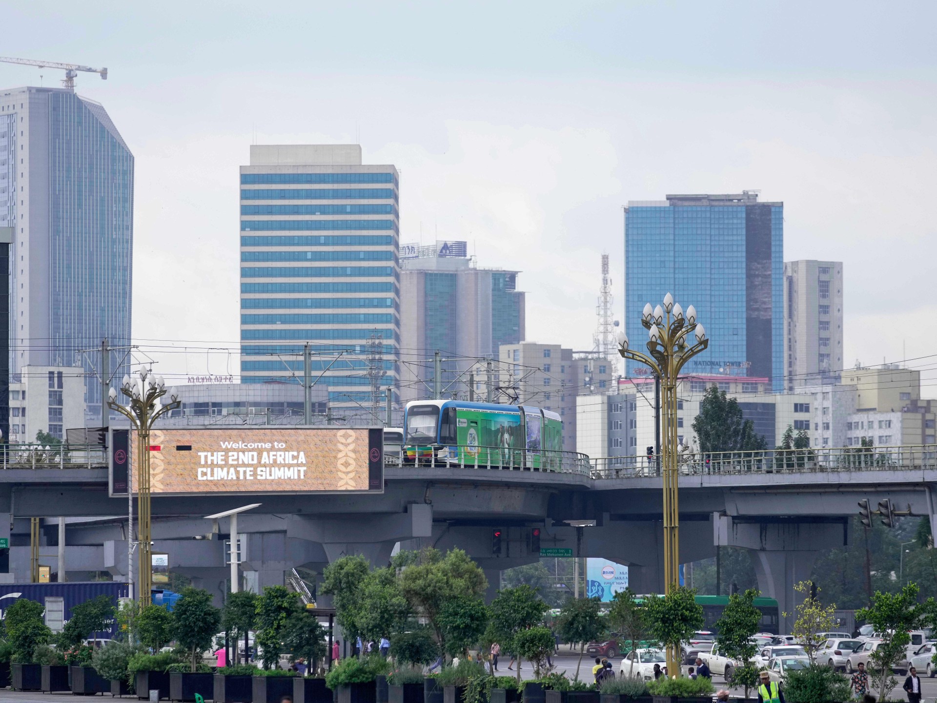 Ethiopian Conflict Widens as Blasts Echo in Addis Ababa