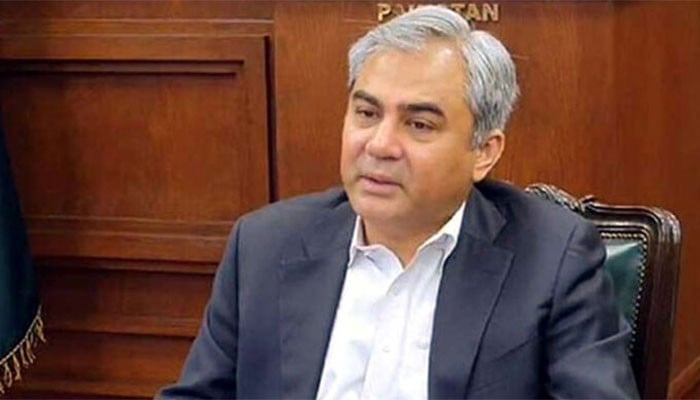 وفاقی وزیر داخلہ محسن نقوی کا دورہ پشاور، امن و امان اور معاشی استحکام پر اہم مشاورتی بیٹھک