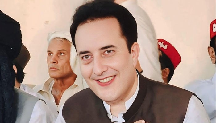 سابق ایم این اے شہاب الدین خان کا ڈسٹرکٹ ڈویلپمنٹ ایڈوائزری کمیٹی کی رکنیت سے انکار