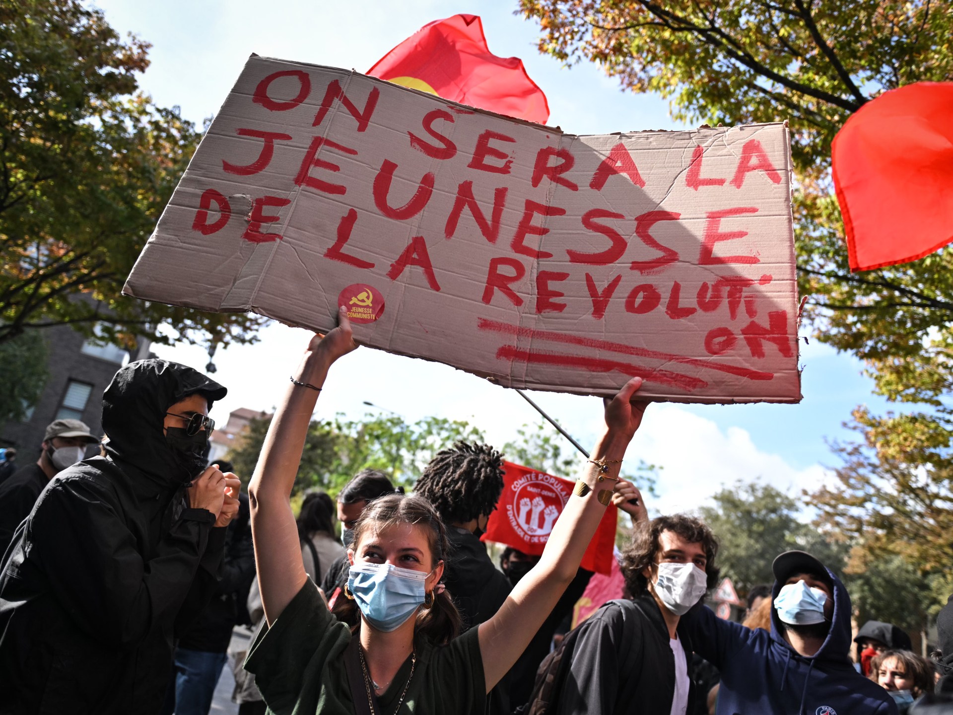France Student Uprisings Echo 1968 Amid Deepening Economic Strain