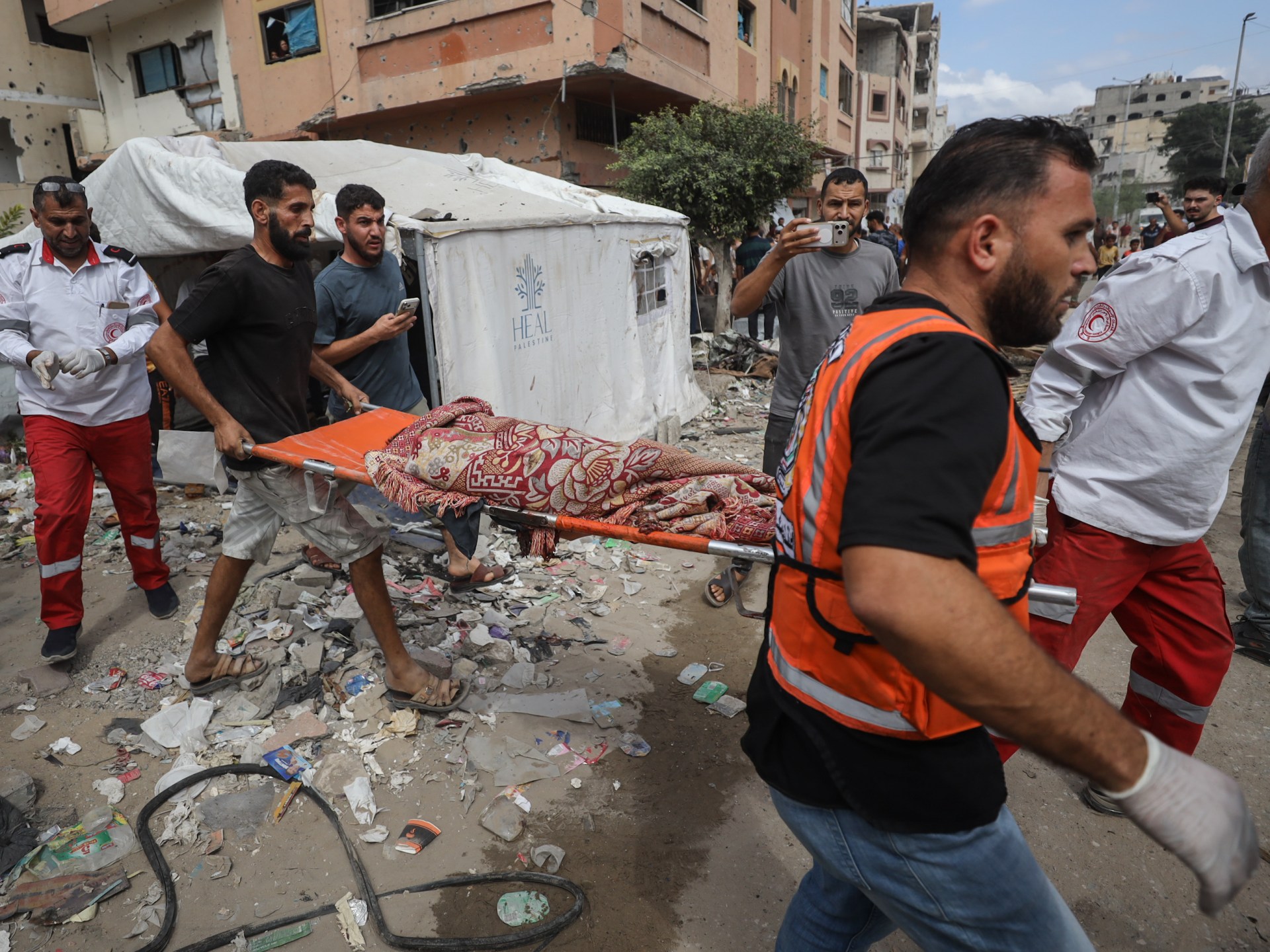Gaza Ceasefire Fractures as Fresh Strikes Stoked Global Market Anxieties
