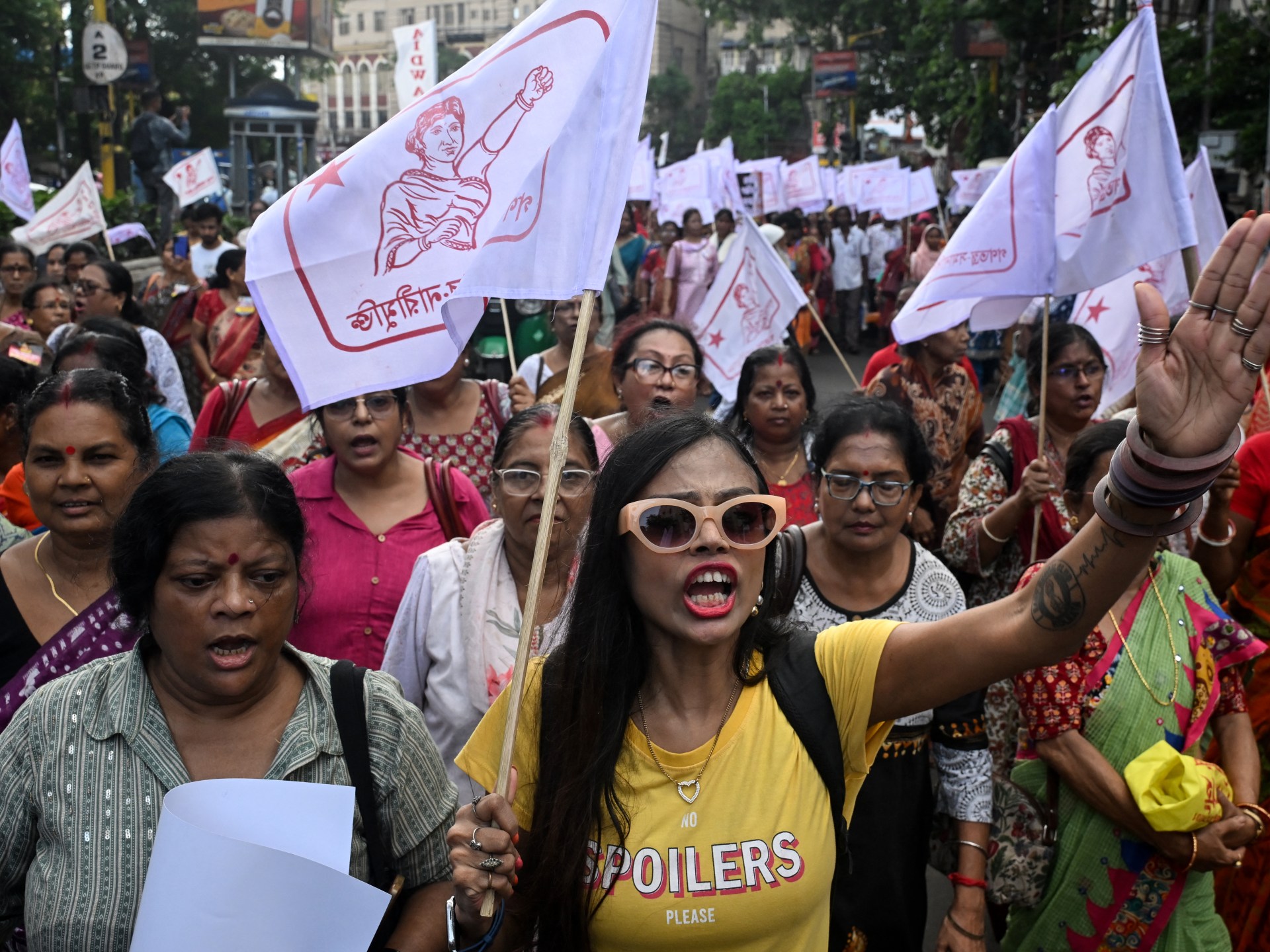 Indian Youth Group Demands Election Chief Resignation Amid Crisis