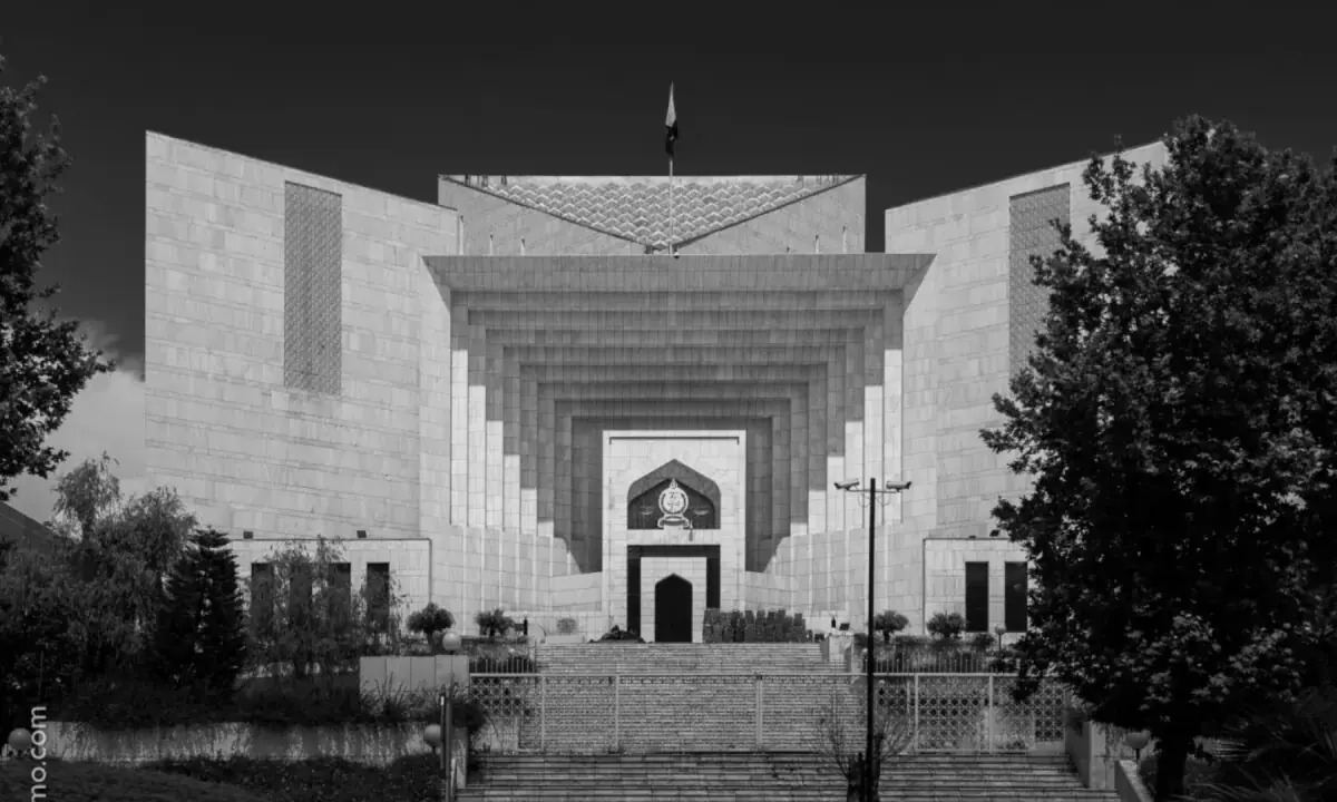 Institutional Drift and Regulatory Overreach Challenge Governance and Commerce in Pakistan