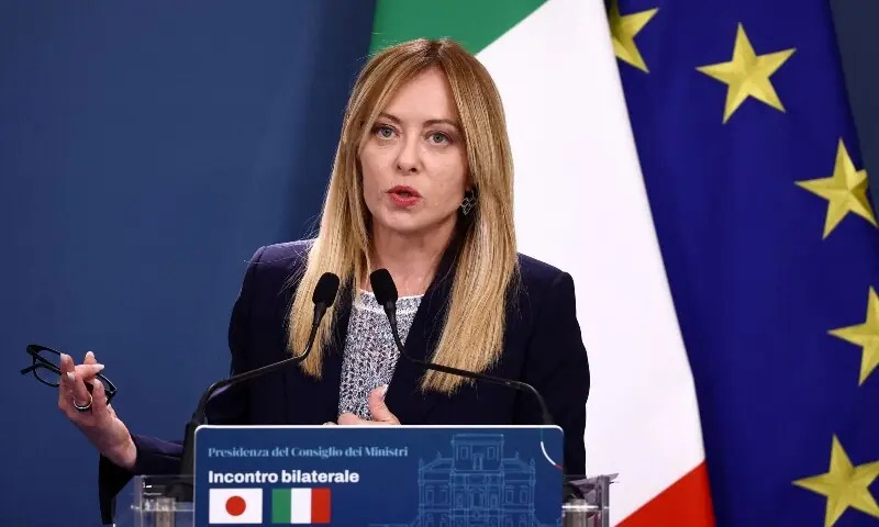 Italy Unveils Strict School Caps and Face Covering Bans