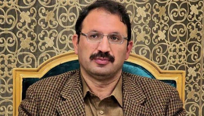 ثابت کریں ہم غلط ہیں تو معافی مانگیں گے: جنید اکبر کا چیلنج اور سیاسی و معاشی پس منظر