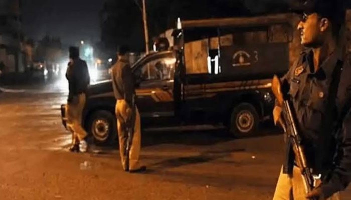 کراچی میں اسٹریٹ کرائمز کا بڑھتا ہوا بحران اور معاشی سرگرمیوں پر اس کے اثرات