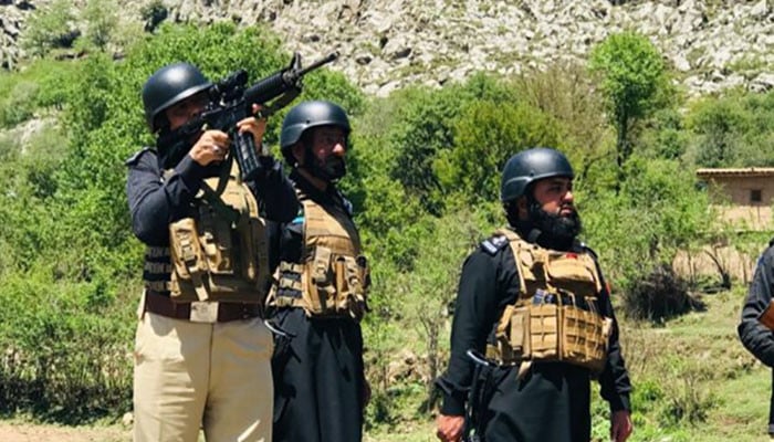 خیبر میں شہید ایس ایچ او کے مقدمے کے زیر حراست ملزمان کی ہلاکت، سیکیورٹی اور معاشی صورتحال پر اثرات
