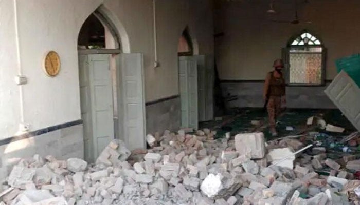 کوہاٹ پولیس لائنز دھماکے میں شہداء کی تعداد 23 ہو گئی، سیکیورٹی صورتحال اور معاشی اثرات کا تفصیلی جائزہ