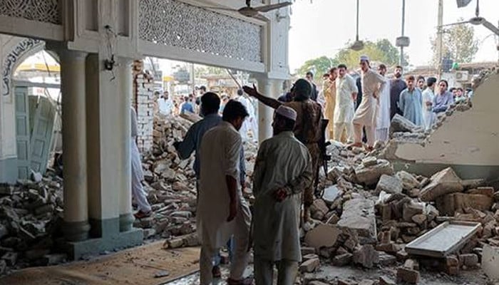 کوہاٹ پولیس لائنز دھماکا: سی ٹی ڈی کی تحقیقات میں اہم انکشافات اور معاشی اثرات کا جائزہ