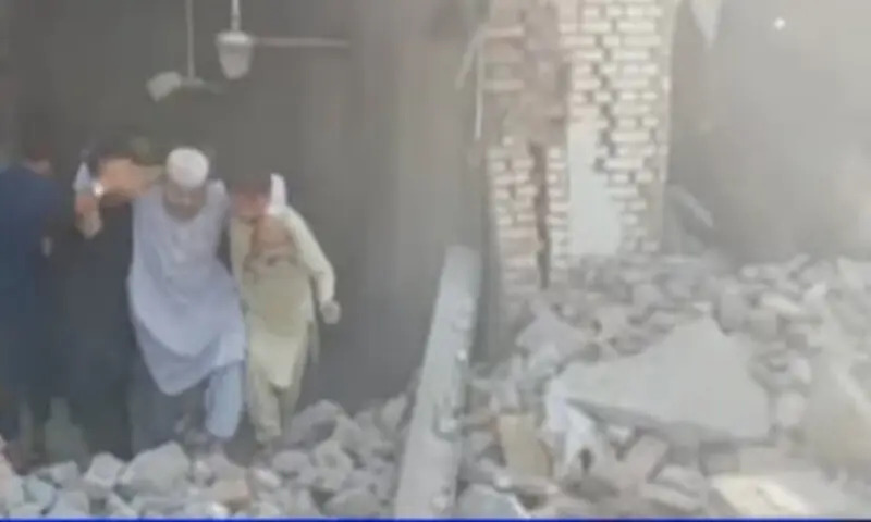 Kohat Police Lines Mosque Blast Kills Seven, Intensifying Regional Security Concerns