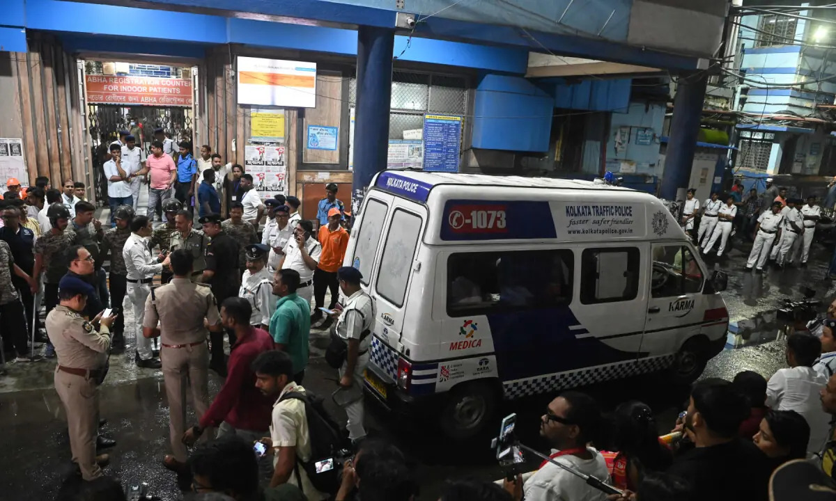 Kolkata Religious Stampede Claims 17 Lives Amid Severe Weather Disruptions