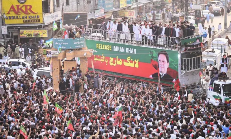 Khyber Pakhtunkhwa Chief Minister Reaffirms Anti-Op Stance as PTI March Enters Week Two