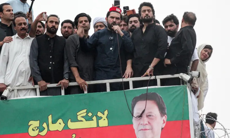 Khyber Pakhtunkhwa Chief Minister Leads PTI March Amid National Security Friction