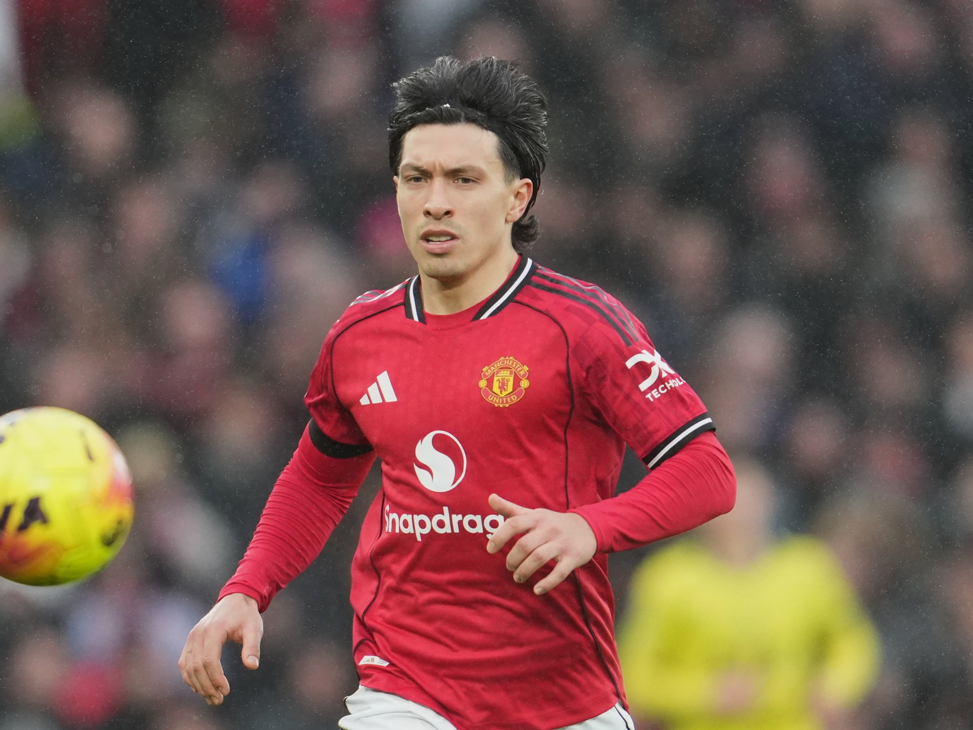 Manchester United Stabilises Internal Governance as Lisandro Martinez Reconciles with Management