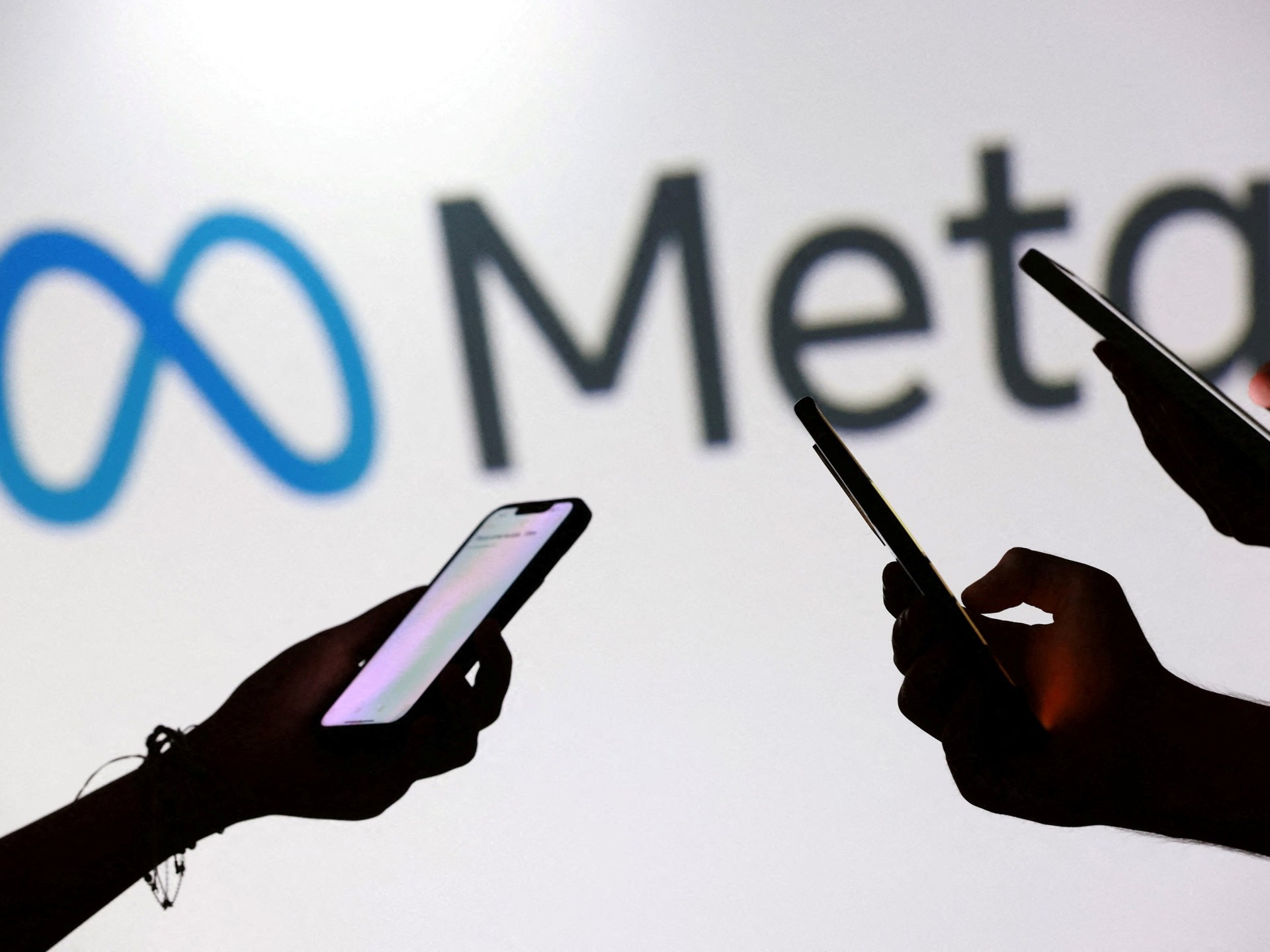 Meta Faces Landmark Australian Lawsuit Over Youth Mental Health Harms