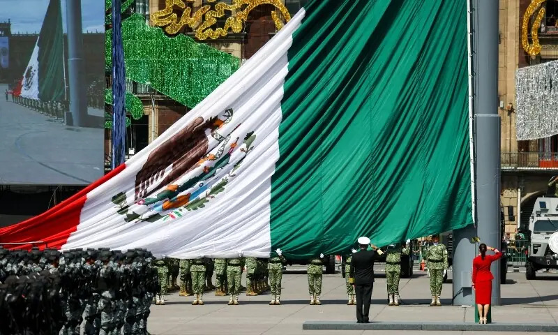 Mexico Fast-Tracks Constitutional Ban on Dual Citizenship for Presidents