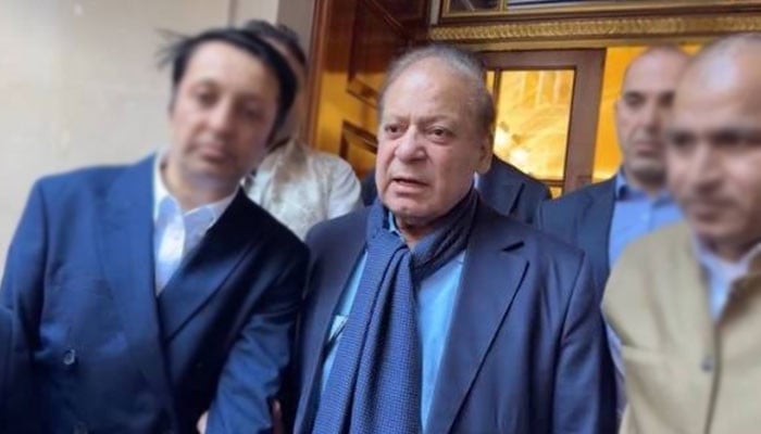 قومی سلامتی کے تحفظ میں مسلح افواج کی قربانیاں ناقابل فراموش ہیں: نواز شریف