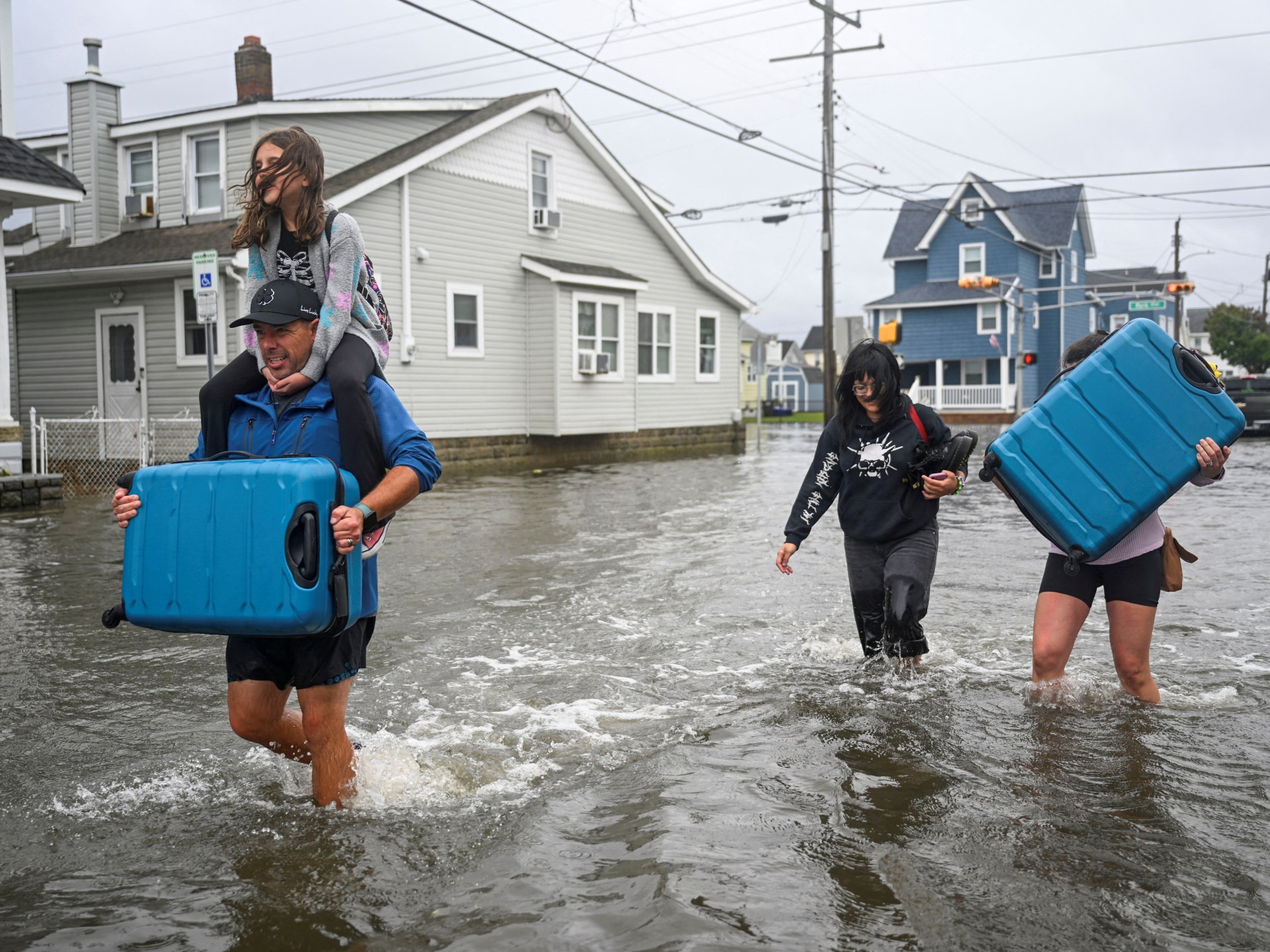Northeastern US Storm Disrupts Energy Grids and Freight Corridors