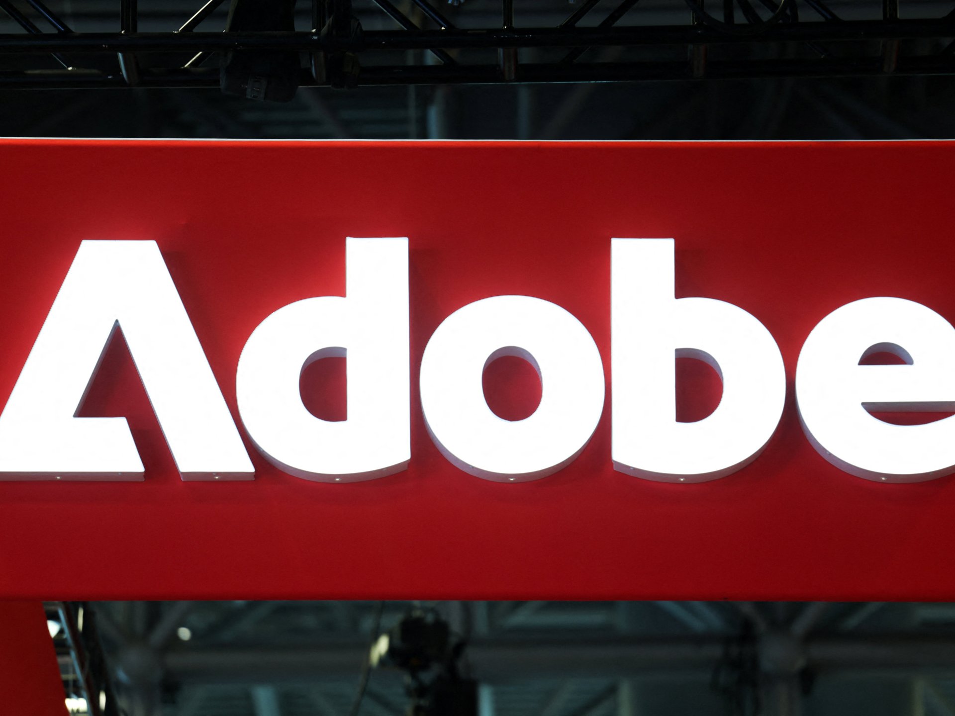 Open Source AI Software Disrupts Big Tech SaaS Monopolies
