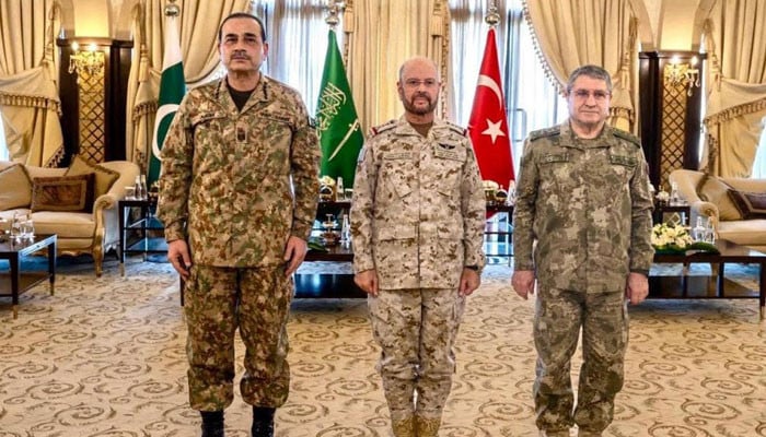 پاک سعودیہ عسکری تعاون اور معاشی استحکام: مکہ معاہدے کے نئے دور کا آغاز