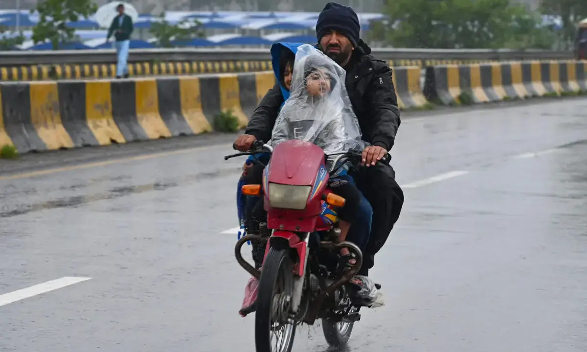 Pakistan Met Office Issues Severe Weather Alert for Upper Regions