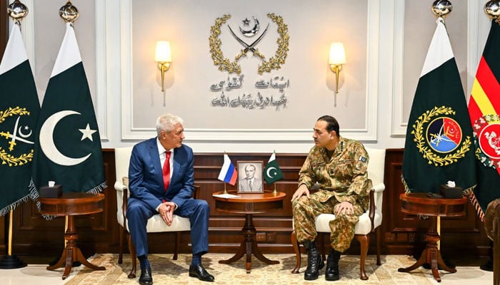 Pakistan Reaffirms Strategic and Trade Ties with Russia
