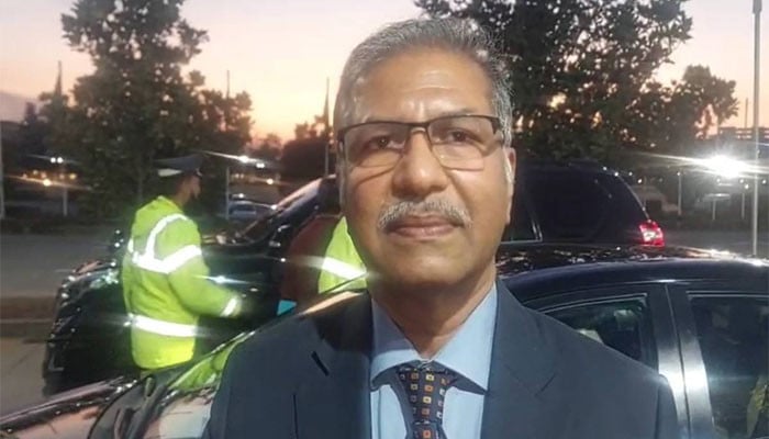 پارلیمنٹ کی خاموشی معاشی استحکام اور قانون کی بالادستی کے لیے لمحہ فکریہ ہے، بیرسٹر علی ظفر