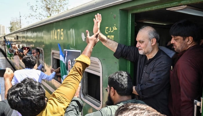 Pakistan Prime Minister Offers Petroleum Levy Talks as Jamaat-e-Islami March Reaches Multan