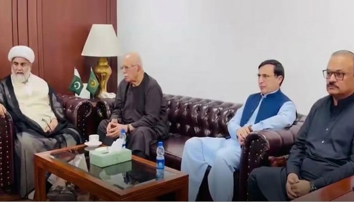 تحریک انصاف کی کور کمیٹی کا اجلاس: سیاسی حکمت عملی اور معاشی اثرات کا تفصیلی جائزہ