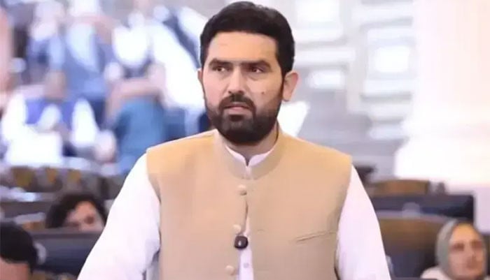 صوبائی وزیر شکیل خان پر حملہ اور اغوا کی کوشش، سیاسی و معاشی حلقوں میں شدید تشویش کی لہر