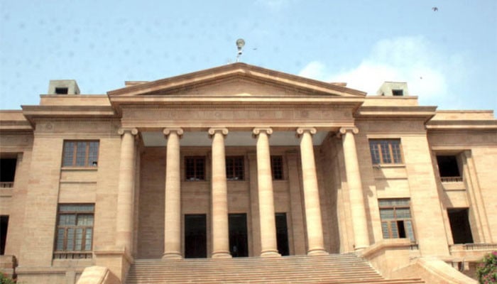 سندھ ہائیکورٹ: ایم ڈی کیٹ میرٹ لسٹ کی تیاری روکنے کی استدعا مسترد، تعلیمی مستقبل پر اہم فیصلہ