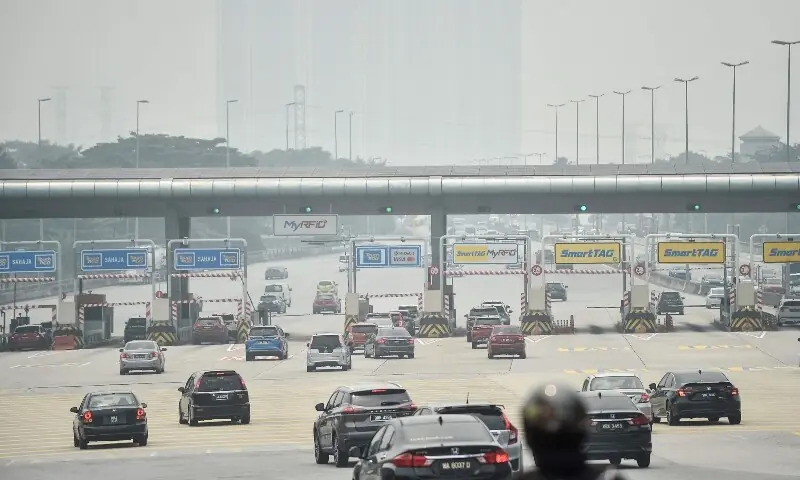 Southeast Asian Haze Crisis Triggers School Closures and Regional Alarm
