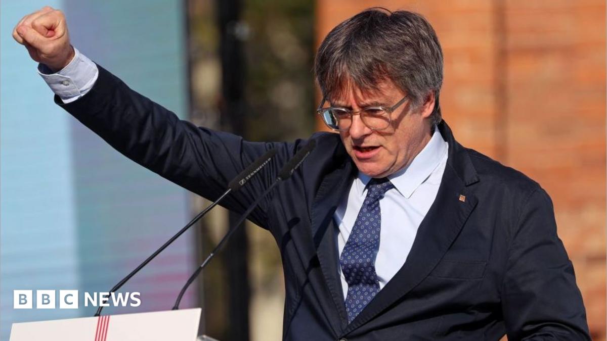 Spanish Court Clears Path for Catalonia Rebel Leader Puigdemont Return