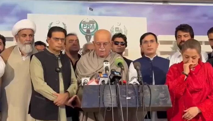 تحریک تحفظ آئین پاکستان کا حکومت سے مذاکرات ختم کرنے کا اعلان، سیاسی بحران میں شدت