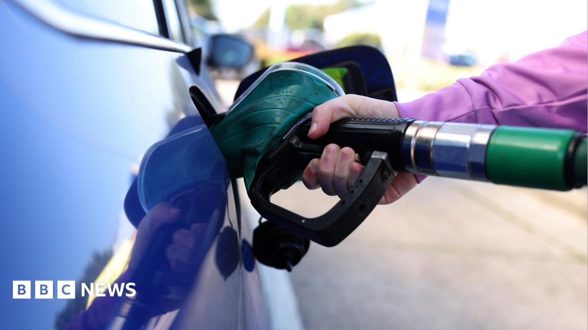 Trump Faces Bipartisan Backlash Over Controversial Russian Diesel Import Plans