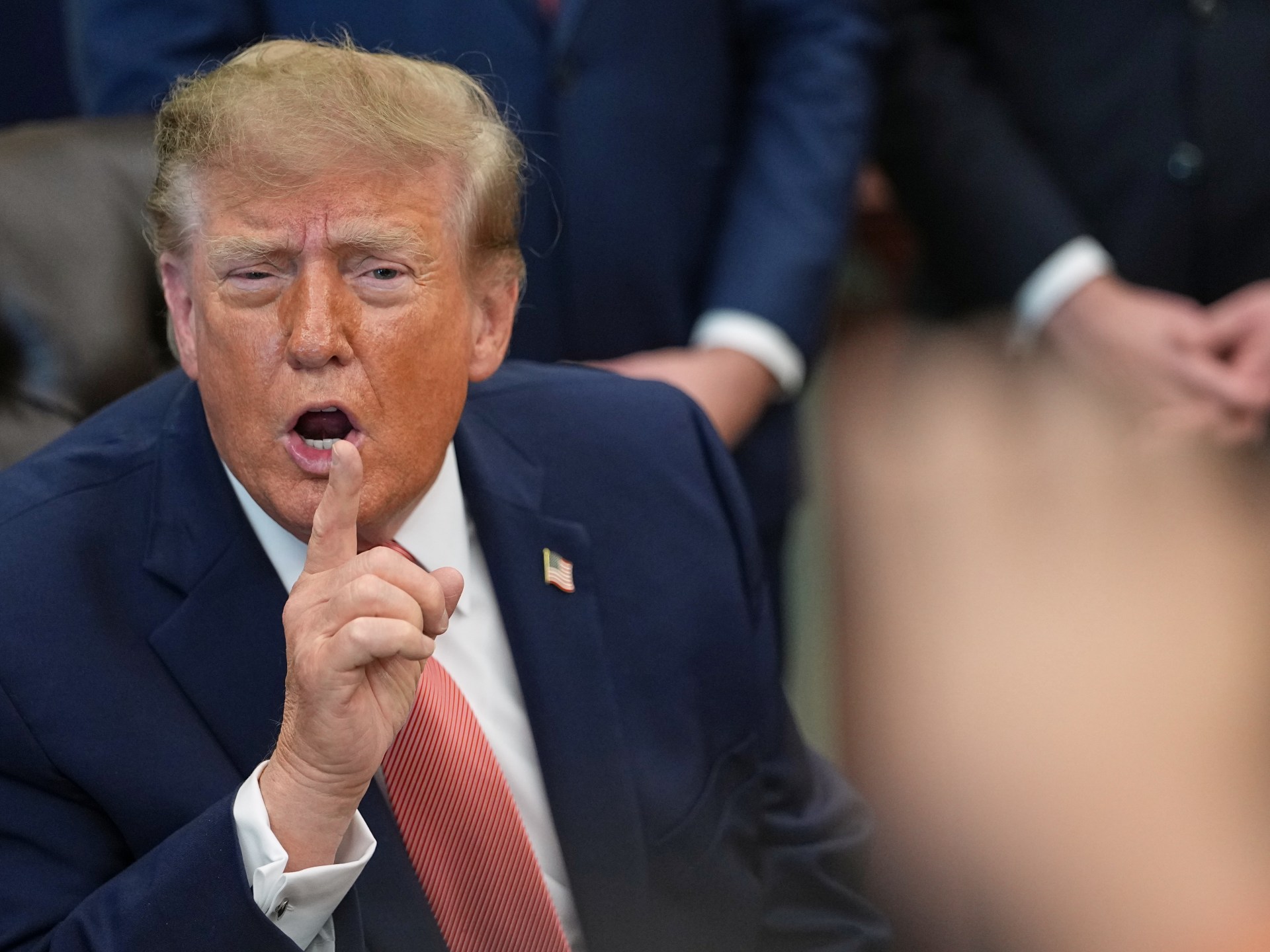 Trump Pressures Kyiv for Swift Settlement Amid Escalating Diplomatic Strains