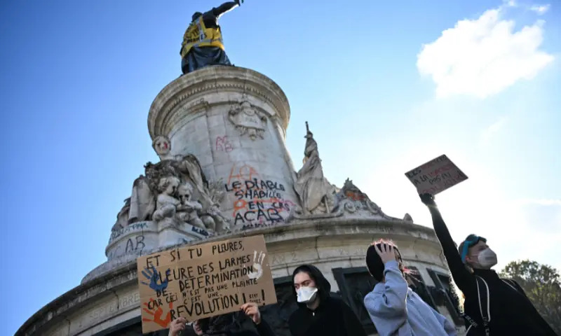 Violent French Protests Trigger Mass Arrests and Heighten European Supply Vulnerabilities